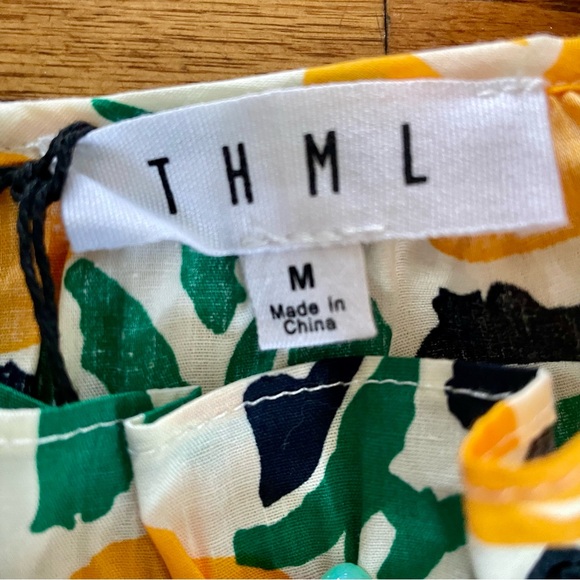 THML Yellow Green Black White Floral Ruffle Sleeve Top Blouse Women’s Medium NWT - Picture 3 of 10